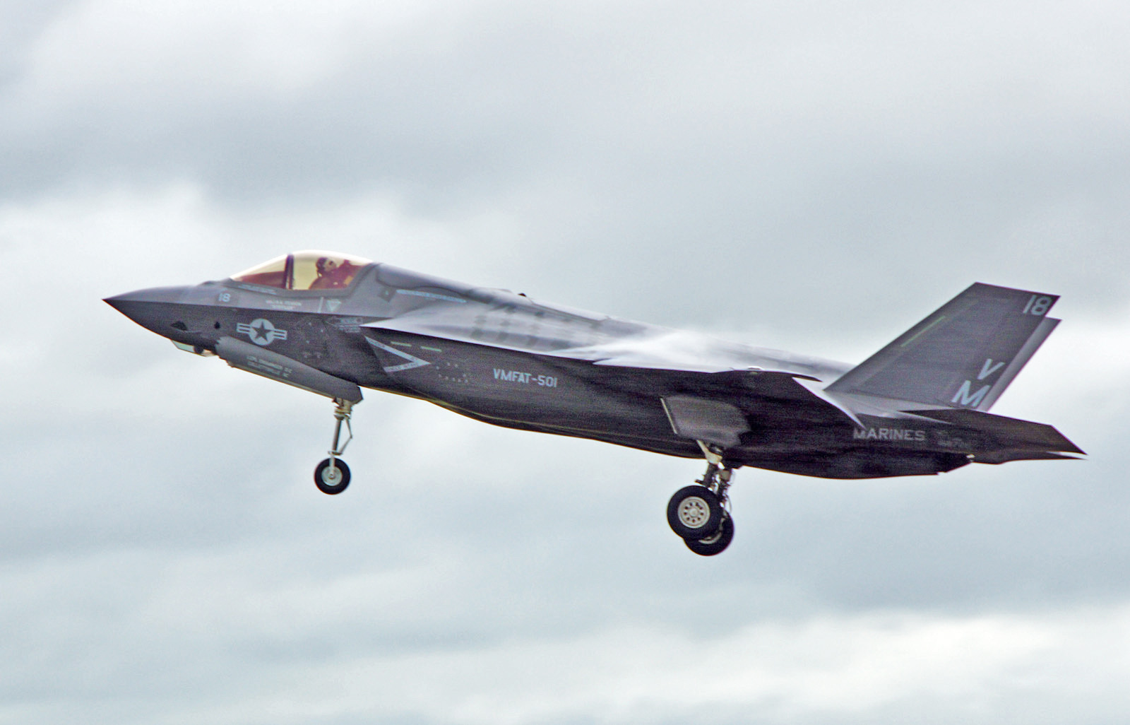 Lockheed Martin F-35B Lightning II crashed shortly after takeoff near Albuquerque, New Mexico