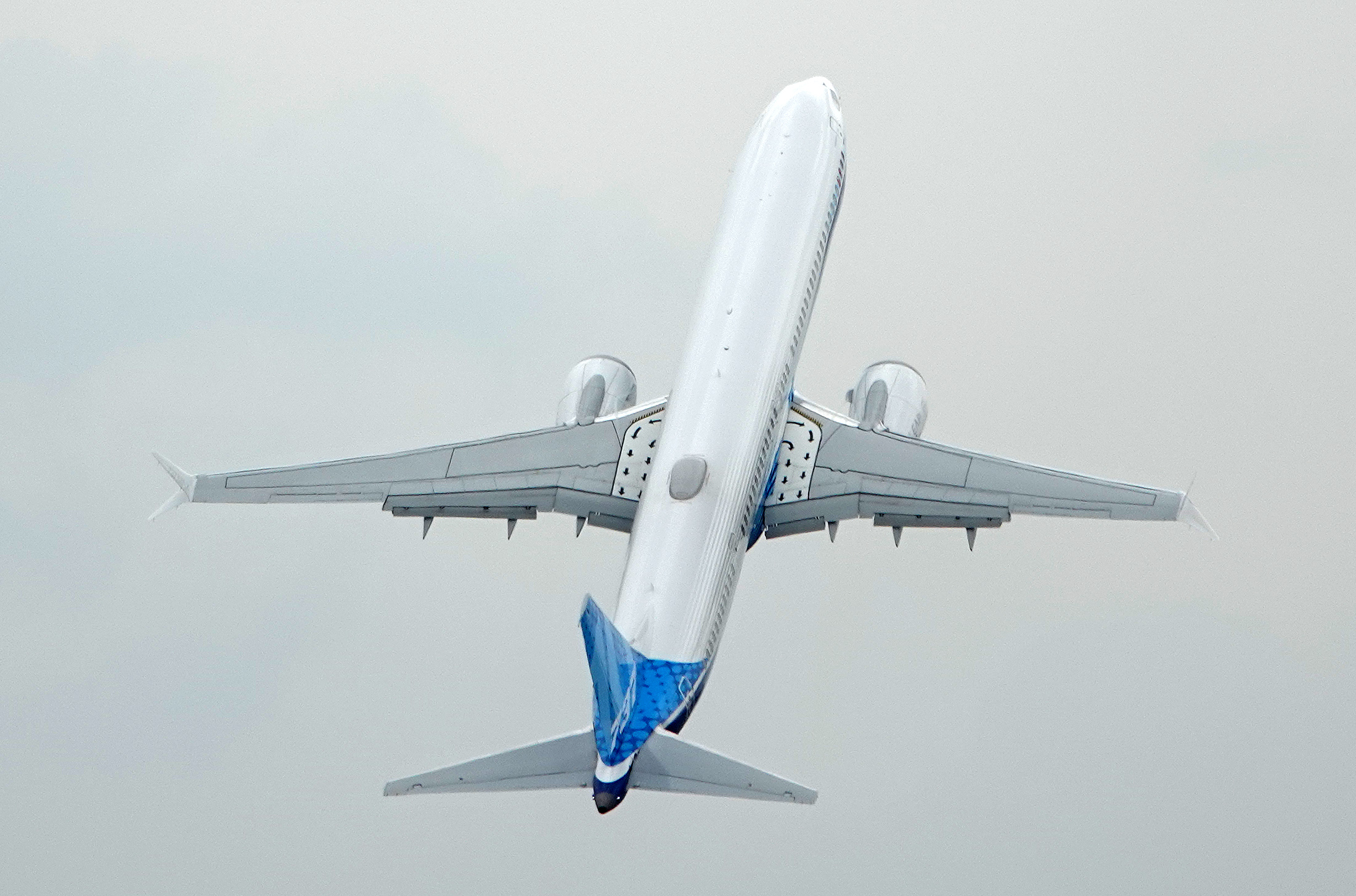 Boeing plane deliveries drop by half in May year-on-year